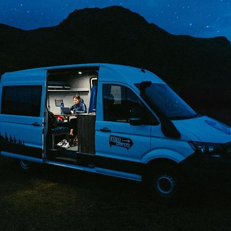 Kuku Campers - Campervans Keflavík Extérieur photo