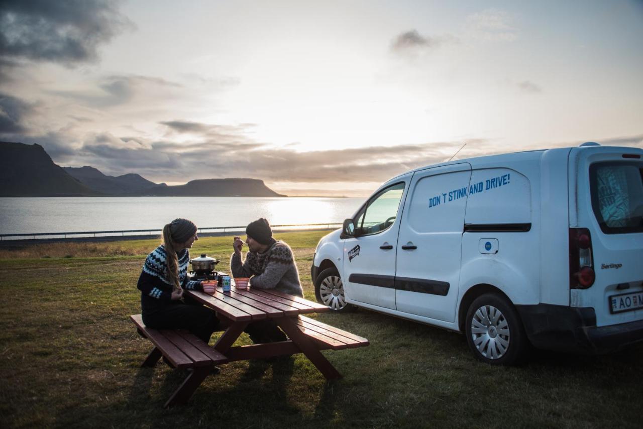 Kuku Campers - Campervans Keflavík Extérieur photo