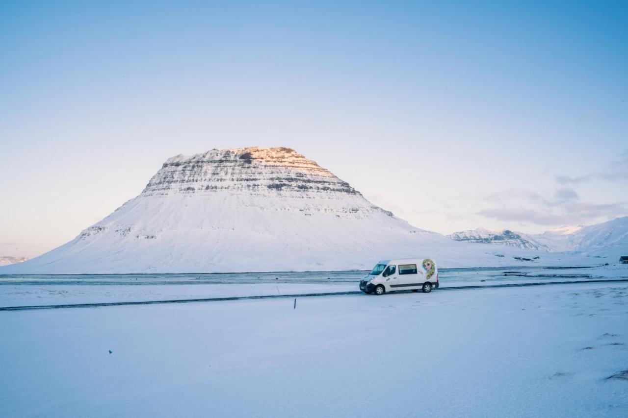 Kuku Campers - Campervans Keflavík Extérieur photo